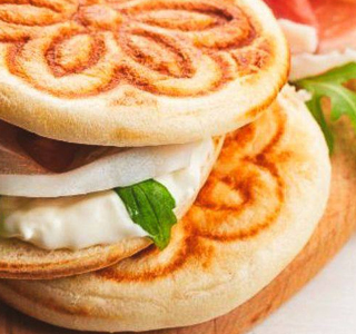 Festival dello Gnocco Fritto e della Tigella Scanzorosciate 2025
