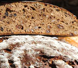 Mercato del pane e dello strudel Alto Adige Bressanone 2023