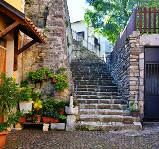 Per le Vie del Borgo Frosolone 2025