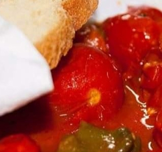 Sagra te lu Pummitoru Schiattarisciatu Aradeo 2025
